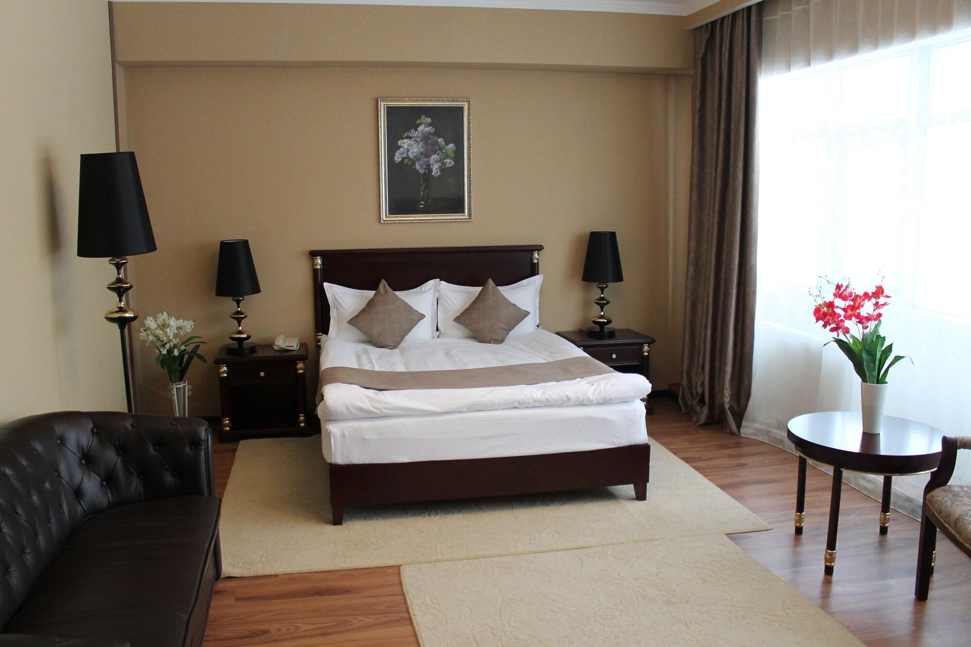 Reikartz Park Astana Ex-Royal Park Hotel & Spa Extérieur photo