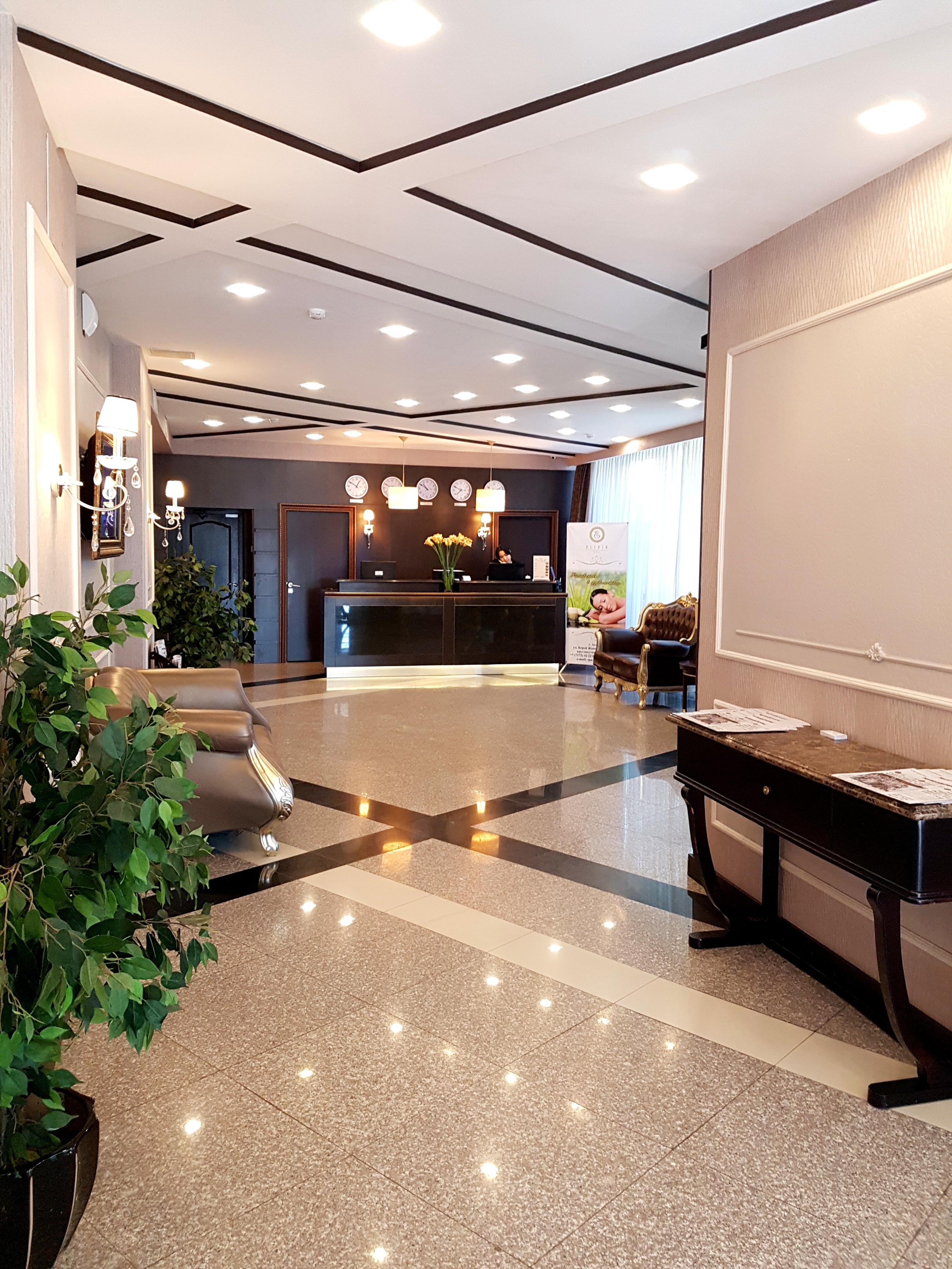 Reikartz Park Astana Ex-Royal Park Hotel & Spa Extérieur photo