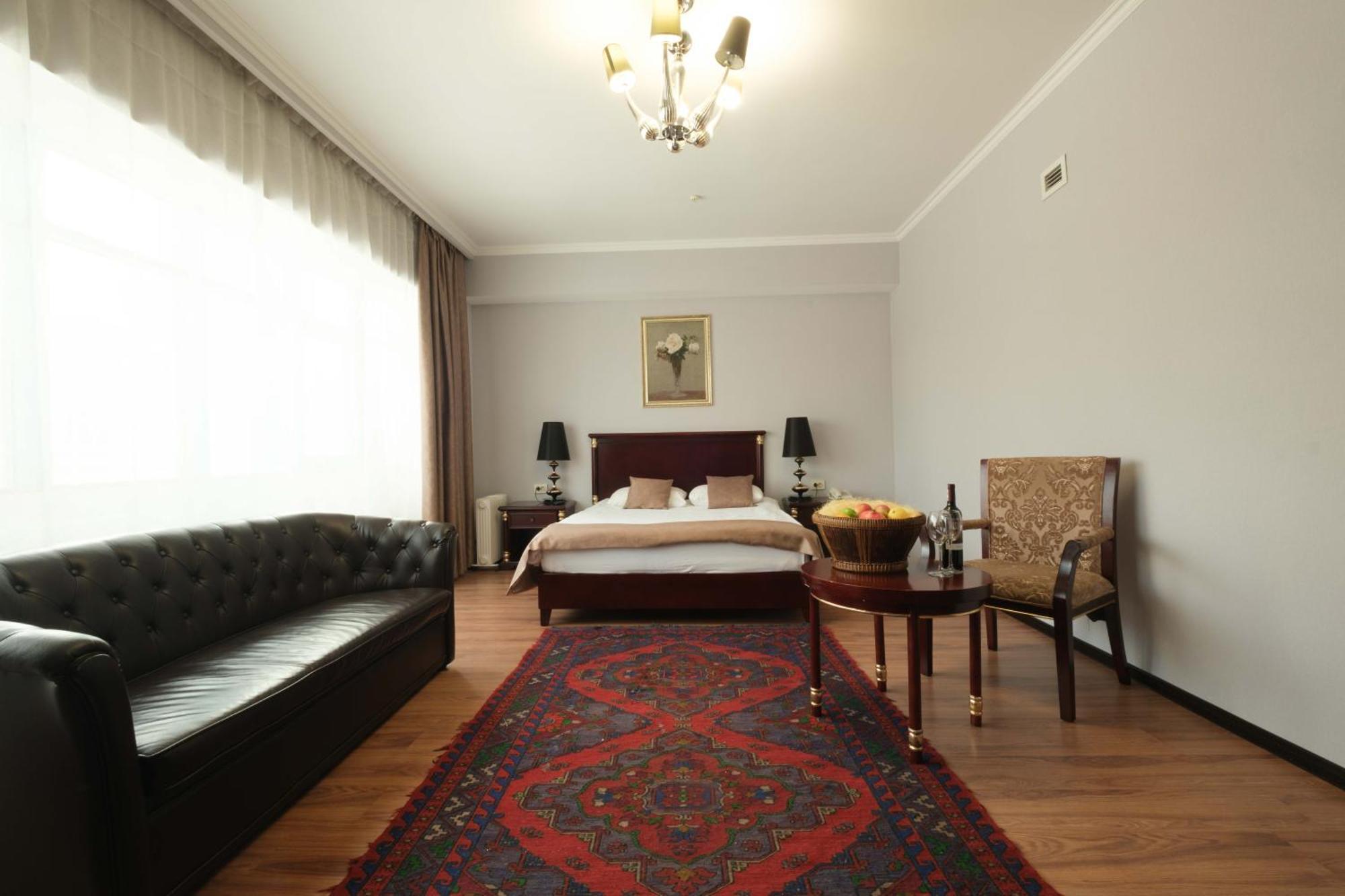 Reikartz Park Astana Ex-Royal Park Hotel & Spa Extérieur photo