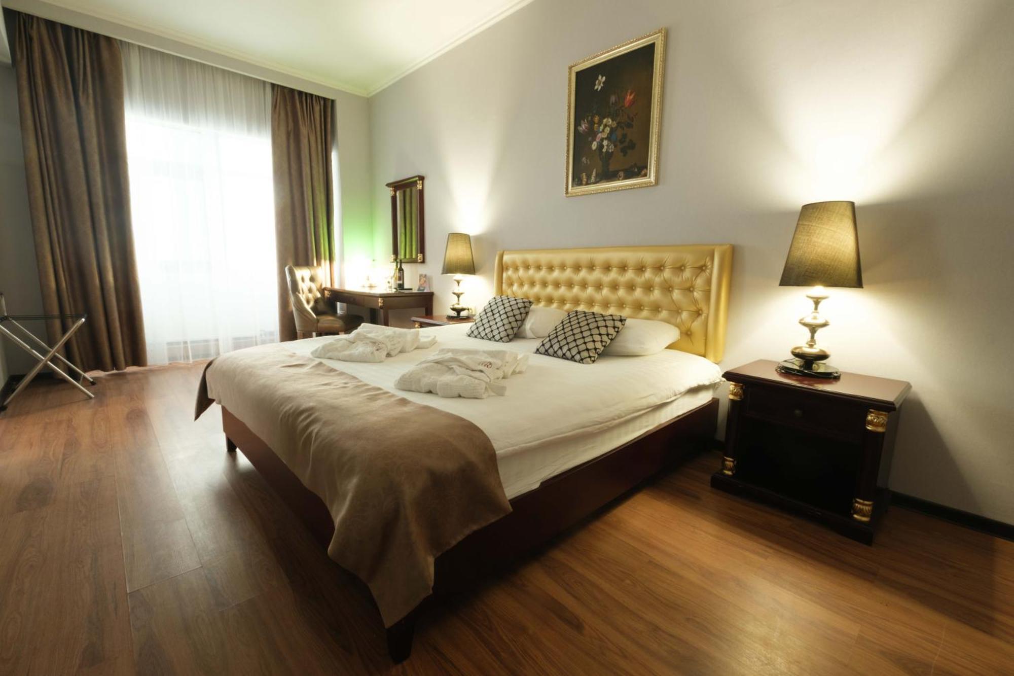 Reikartz Park Astana Ex-Royal Park Hotel & Spa Extérieur photo