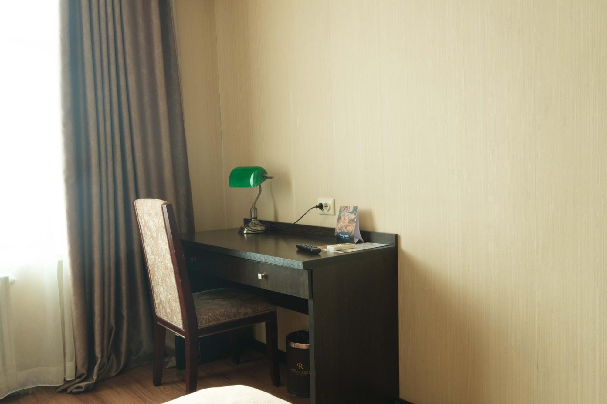 Reikartz Park Astana Ex-Royal Park Hotel & Spa Extérieur photo